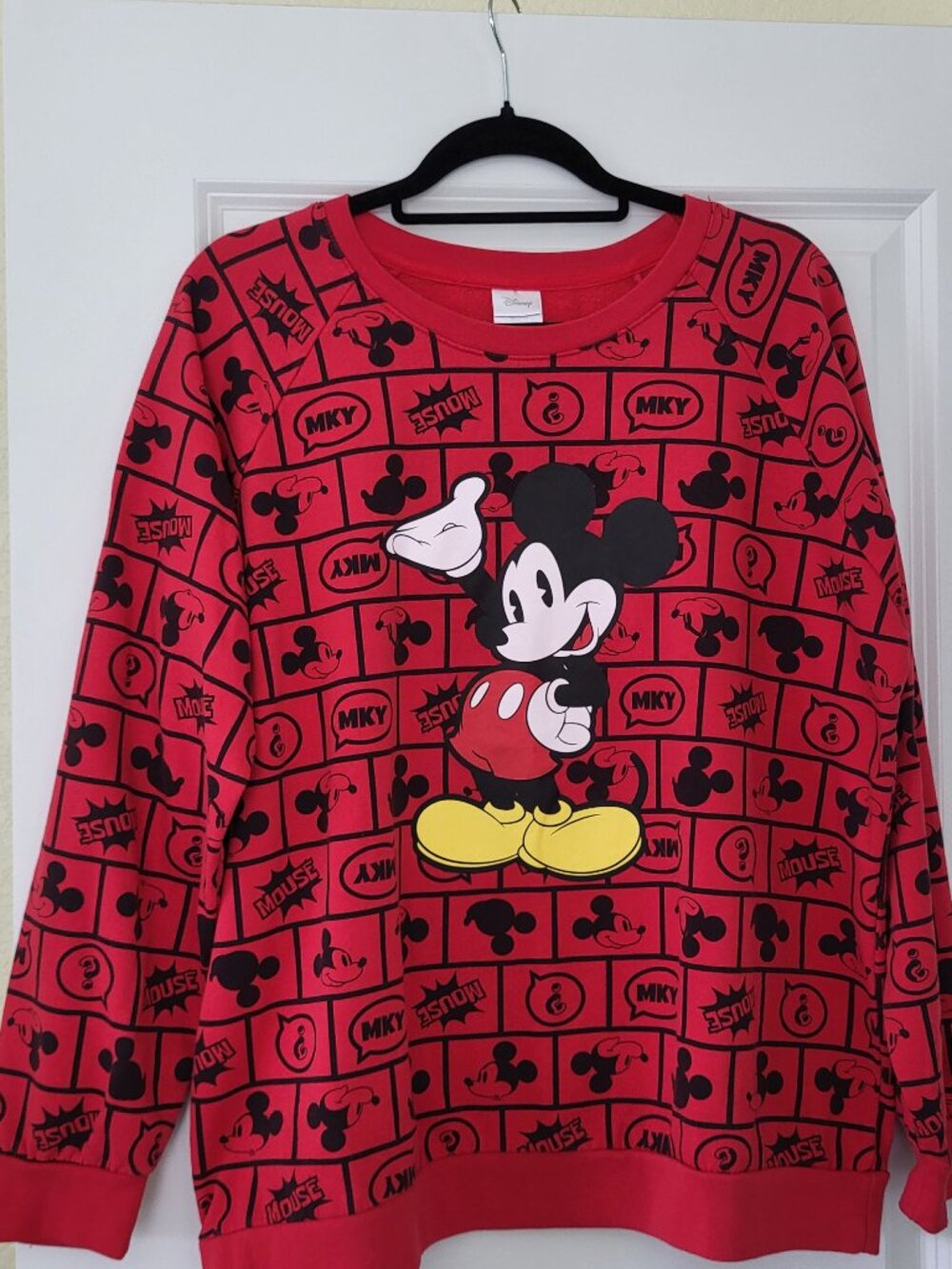 Disney Mickey Mouse Sweatshirt Juniors XXL Red Black Logo Size 17/19 Pullover